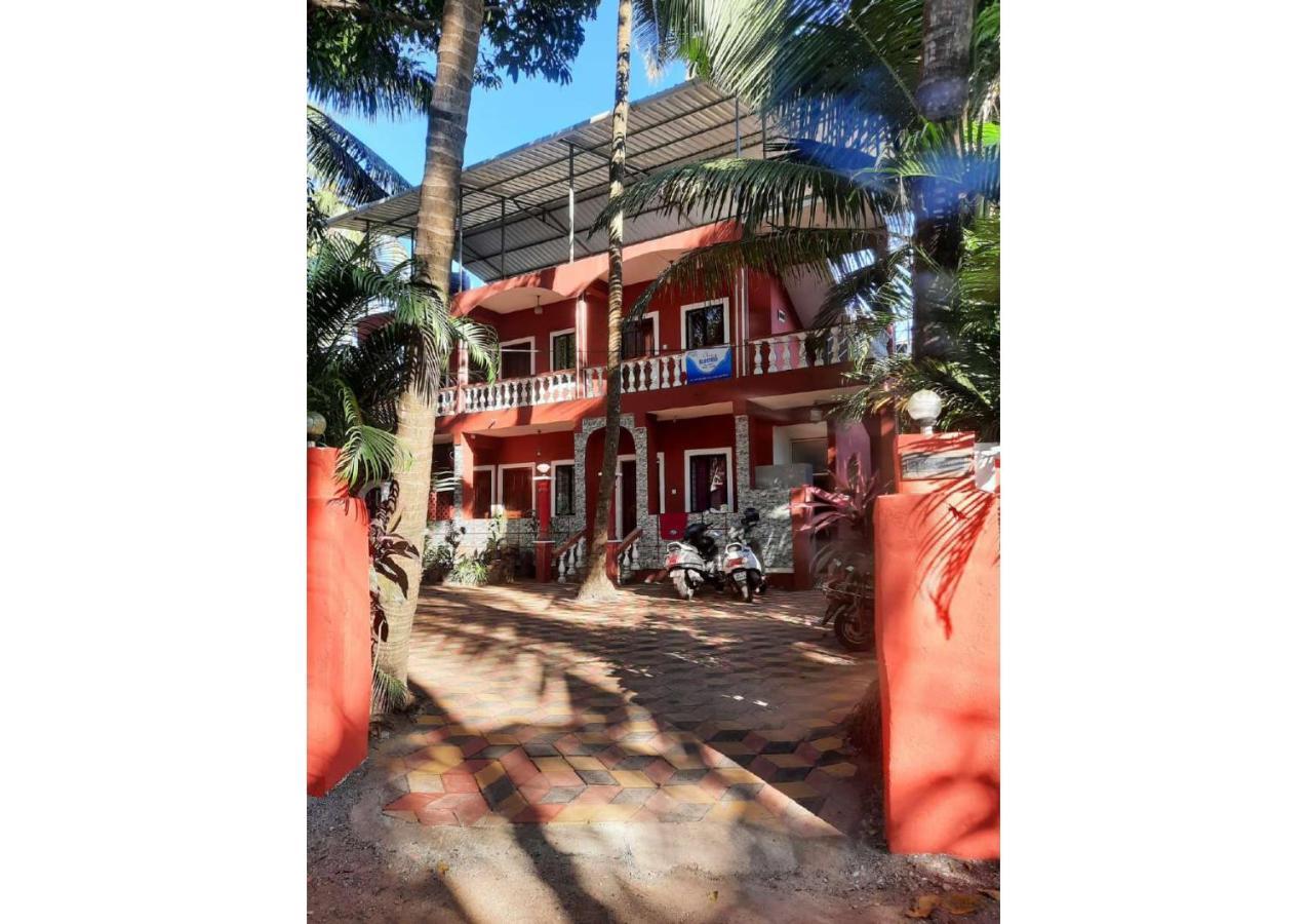 Beach Vibes Guest House Baga Luaran gambar